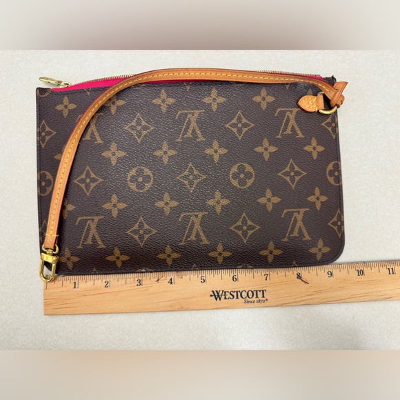 Louis Vuitton Pochettte - Picture 8 of 8